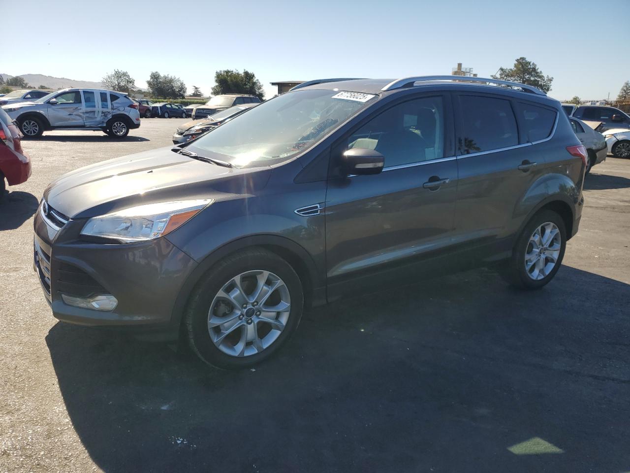 FORD ESCAPE TITANIUM
