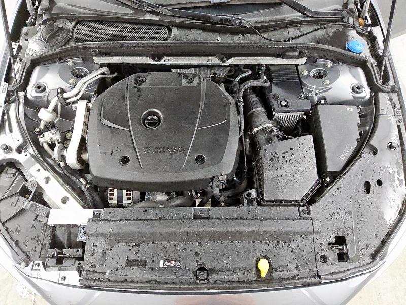 2018 VOLVO S90 T5 MOMENTUM LVY982AK7JP036460