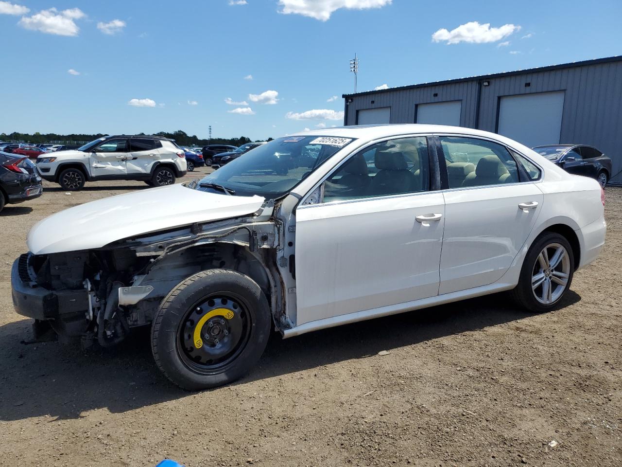 VOLKSWAGEN PASSAT SE