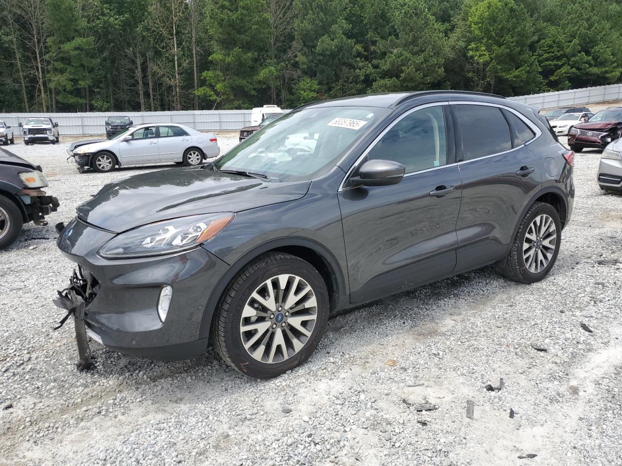 FORD ESCAPE TITANIUM