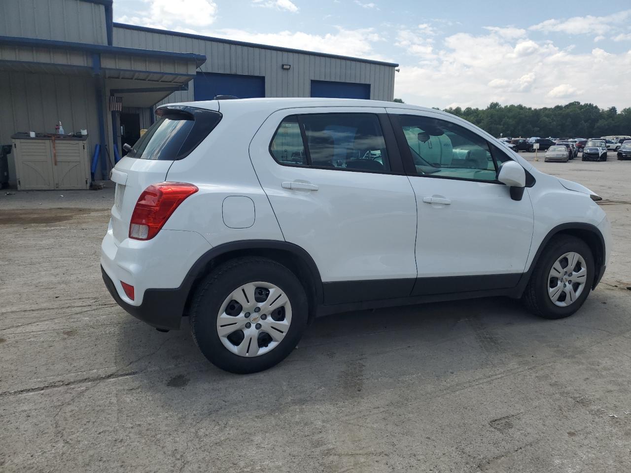 CHEVROLET TRAX LS