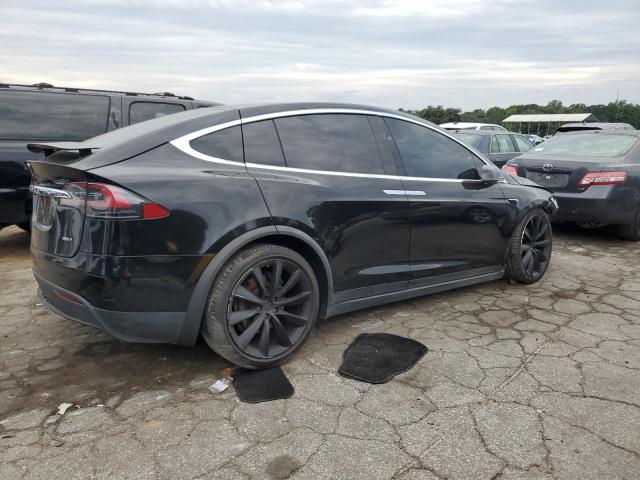 2017 TESLA MODEL X 5YJXCBE26HF041256