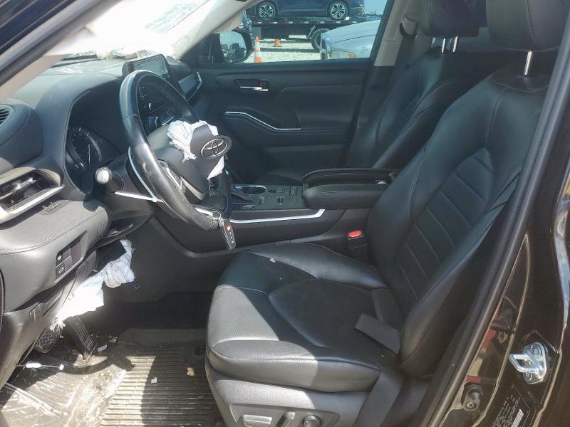 2022 TOYOTA HIGHLANDER 5TDGZRAH8NS540990