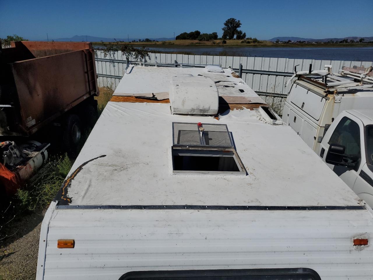 Lot #3211687532 1995 FLEETWOOD ELKHORN