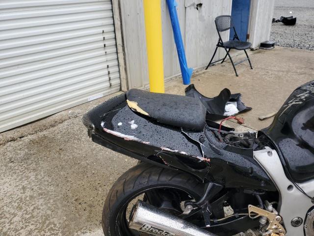 2006 SUZUKI GSX1300 R JS1GW71A862100058