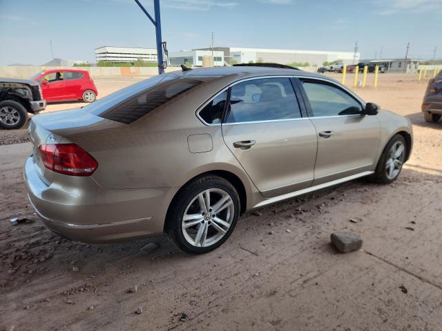 2015 VOLKSWAGEN PASSAT SE 1VWBV7A38FC028631