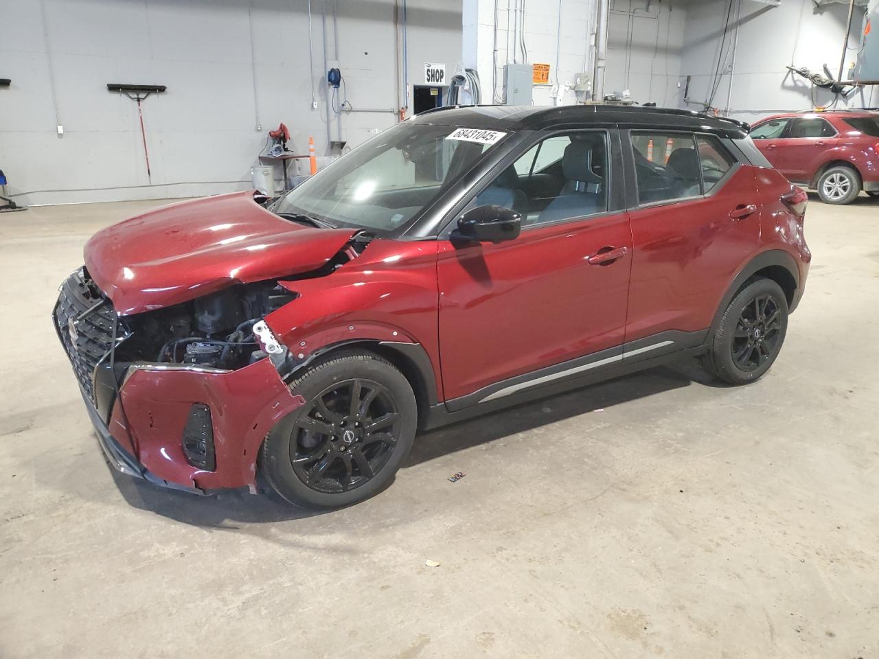 NISSAN KICKS SR