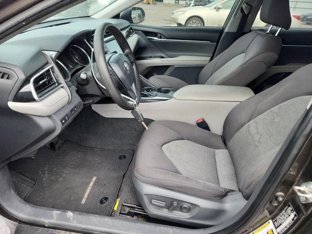 2018 TOYOTA CAMRY L 4T1B11HK8JU086150