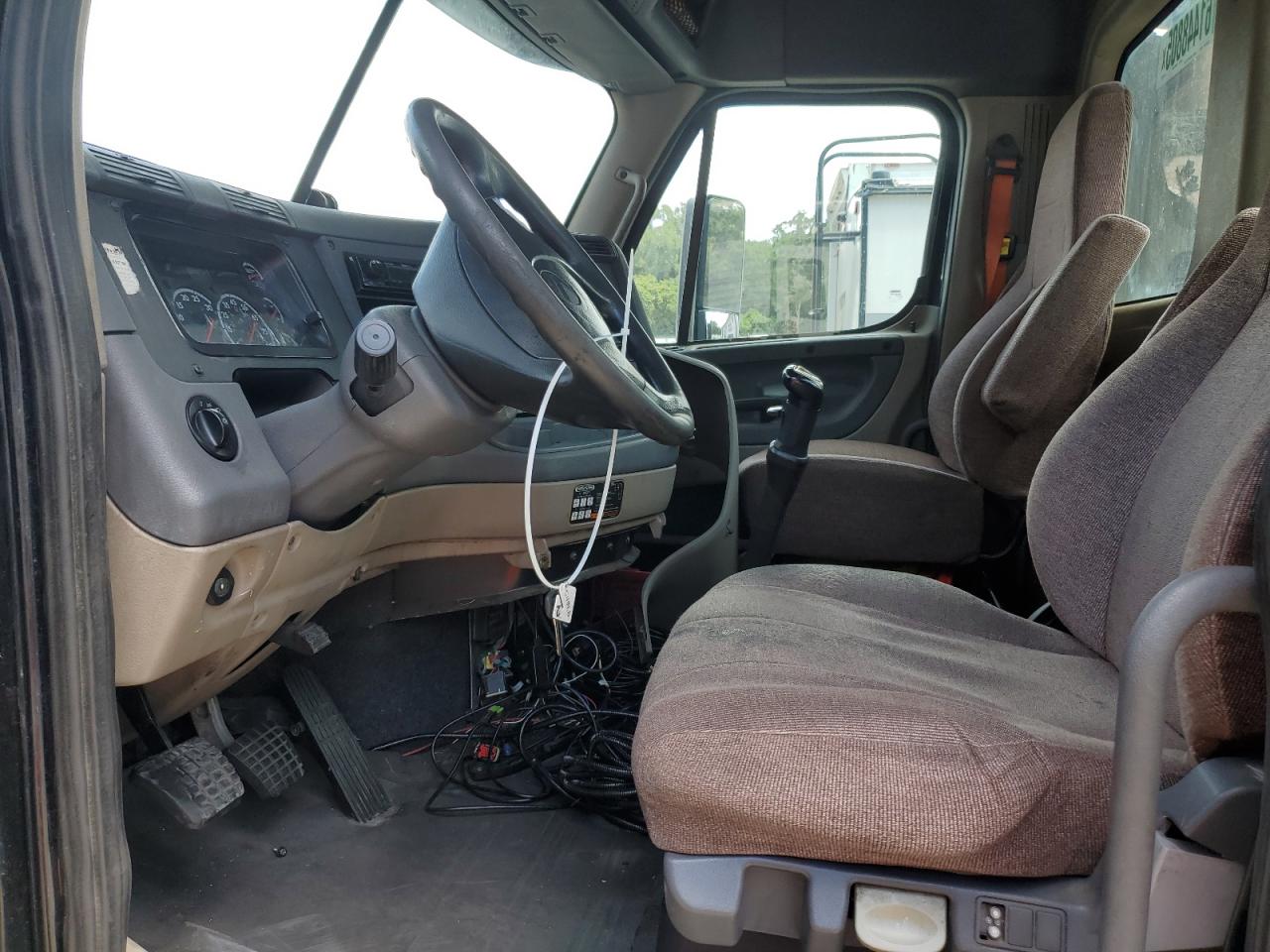 Lot #3211484644 2016 FRHT CASCADIA 125