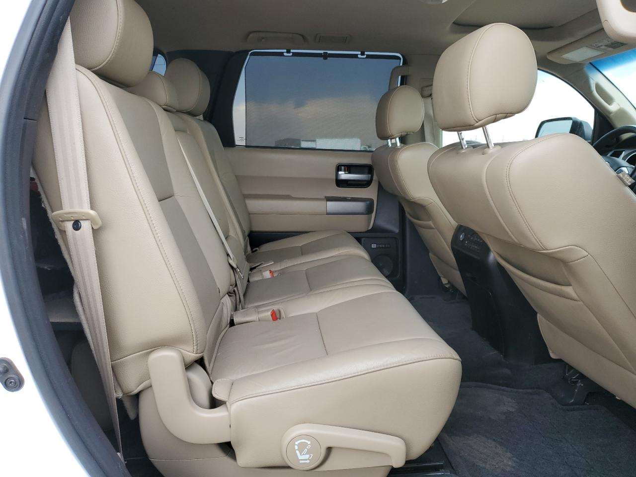 TOYOTA SEQUOIA LIMITED