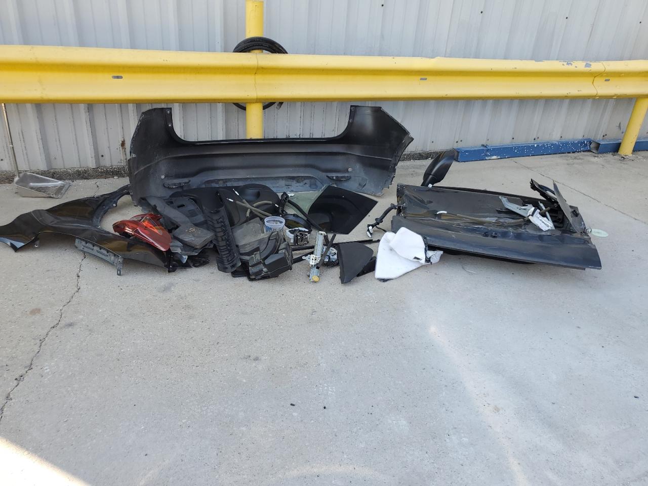 NISSAN ROGUE SPORT S