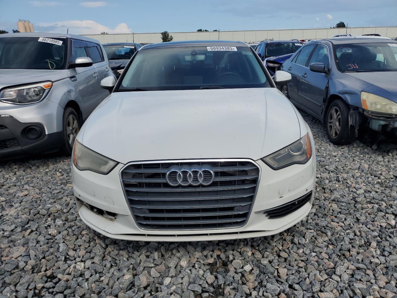 AUDI A3 PREMIUM