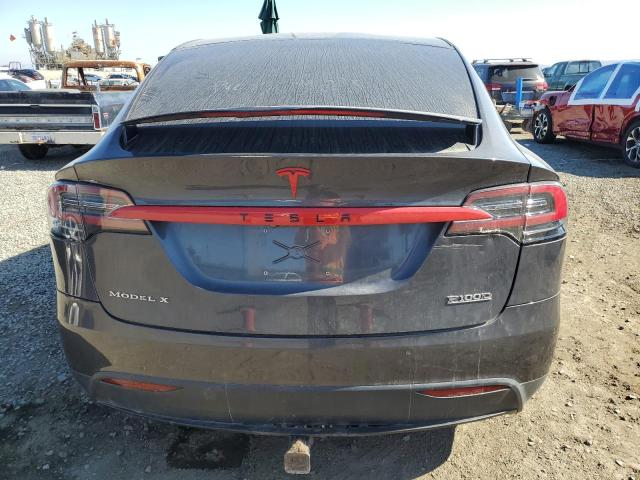 2018 TESLA MODEL X 5YJXCBE40JF115617