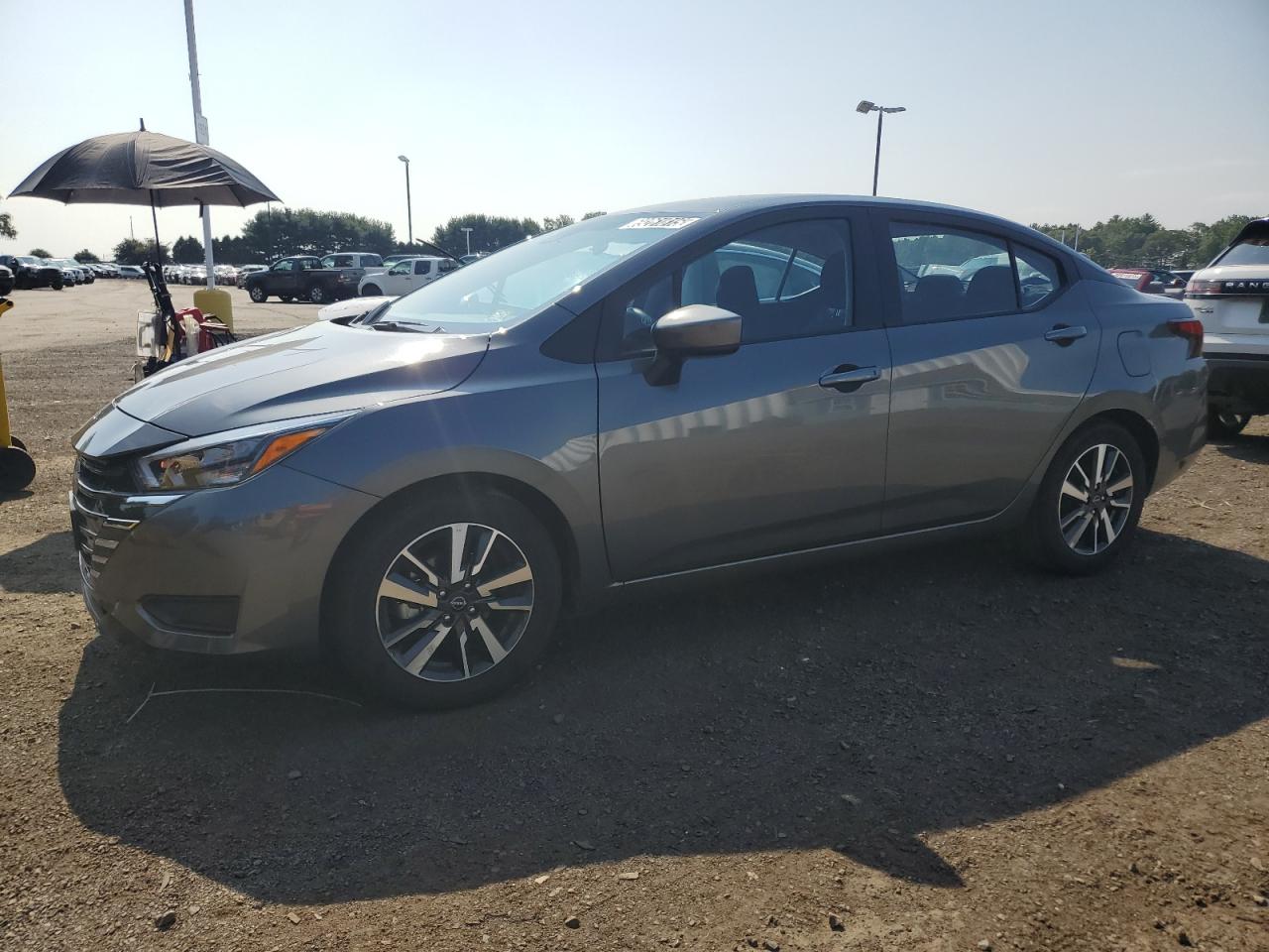 NISSAN VERSA SV
