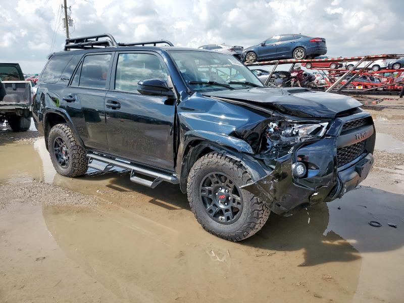 2019 TOYOTA 4RUNNER SR - JTEBU5JR2K5629705