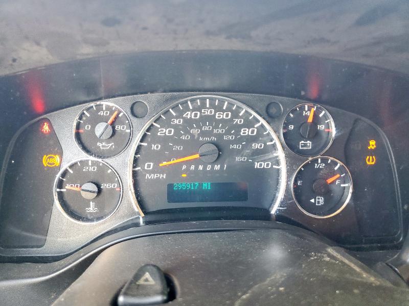 2017 GMC SAVANA G25 1GTW7AFF8H1256013