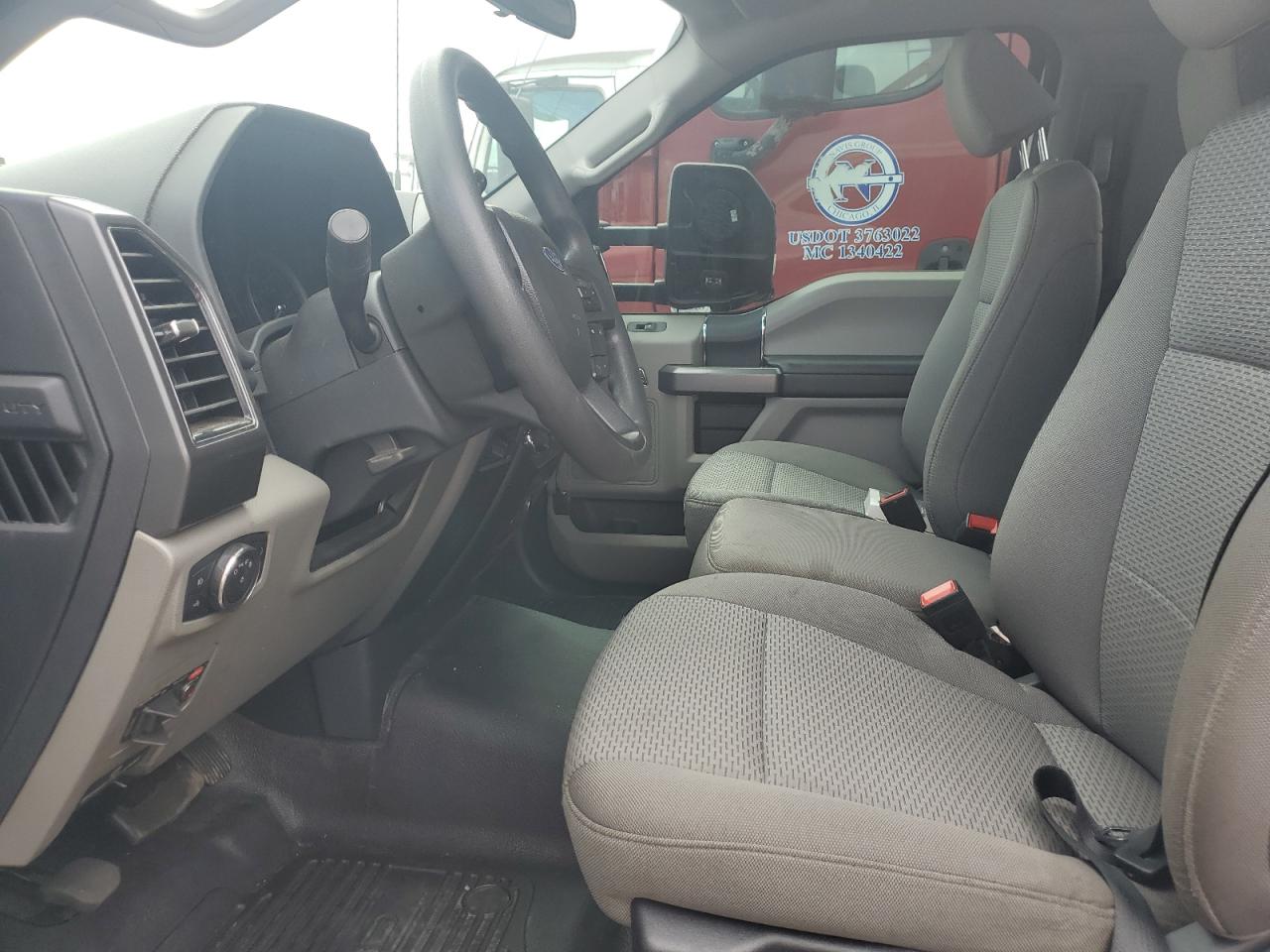 FORD F-550 SUPER DUTY