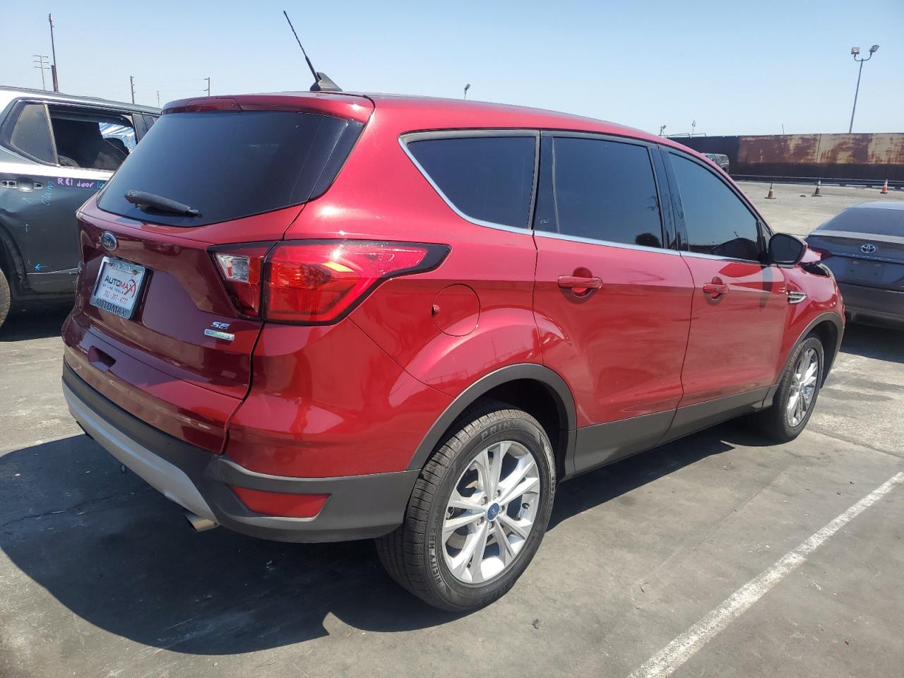 FORD ESCAPE SE