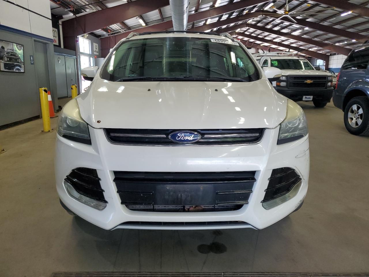 FORD ESCAPE TITANIUM