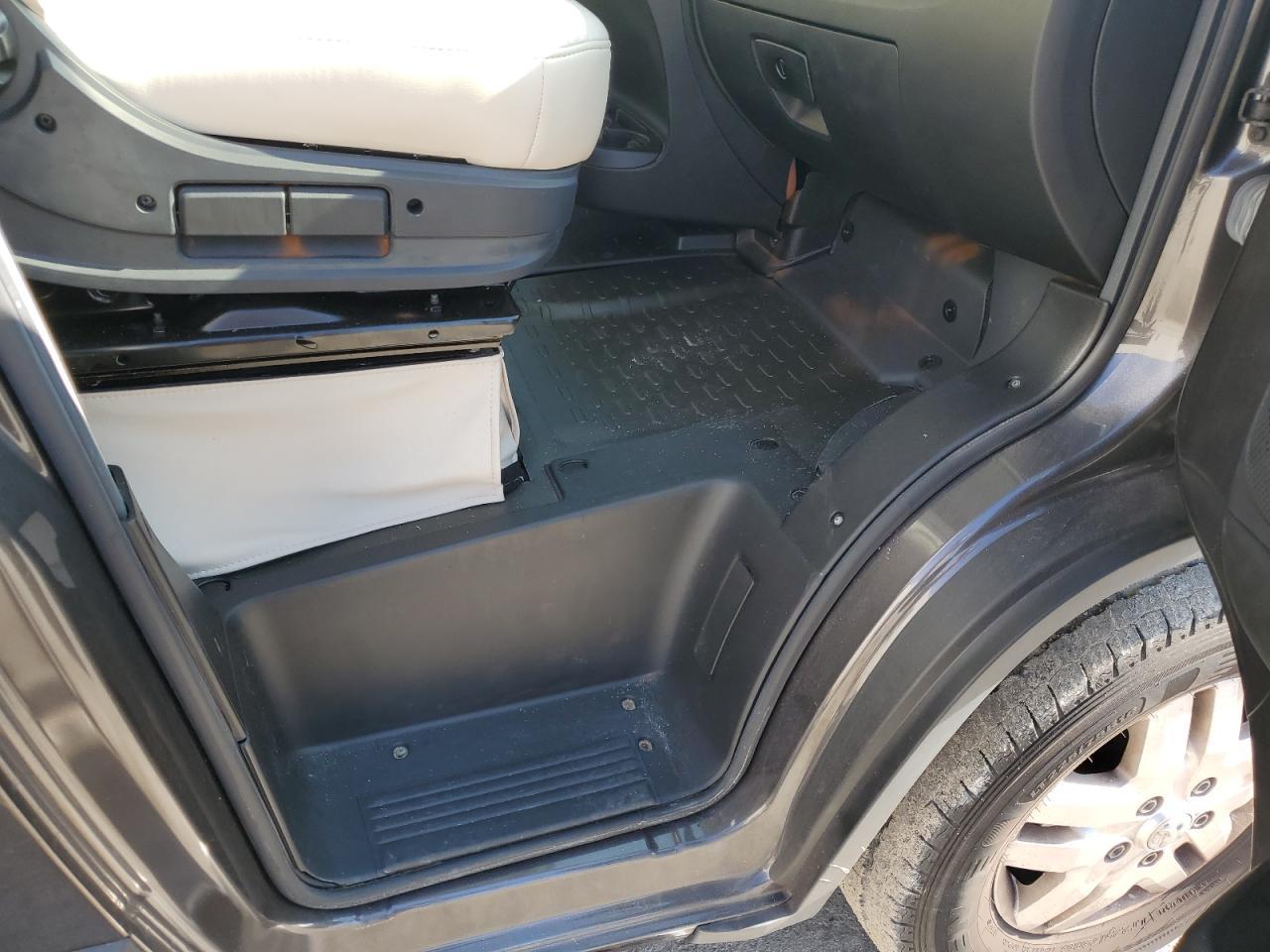 Lot #3229982310 2021 RAM PROMASTER