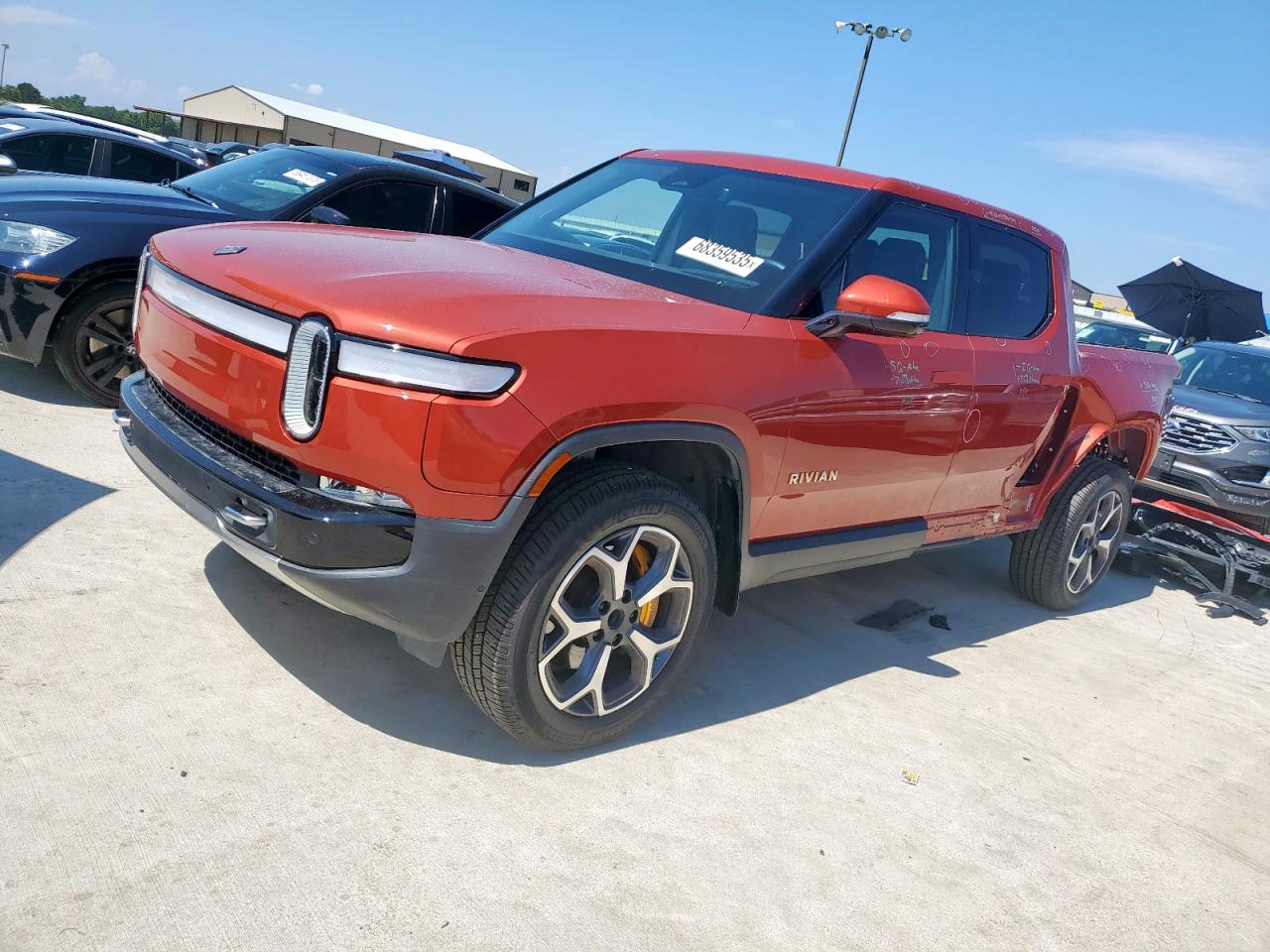 RIVIAN R1T ADVENTURE