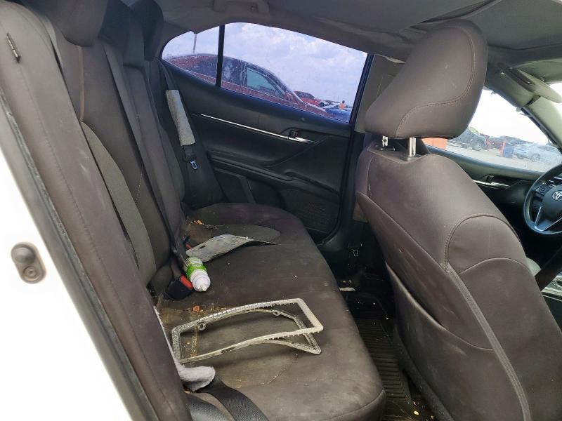2018 TOYOTA CAMRY L 4T1B11HK2JU538495