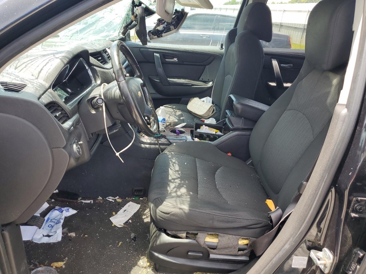 CHEVROLET TRAVERSE LT