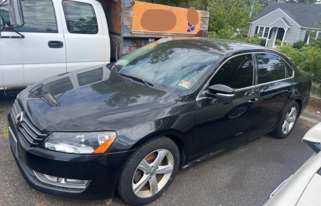 2015 VOLKSWAGEN PASSAT S 1VWAT7A34FC093056