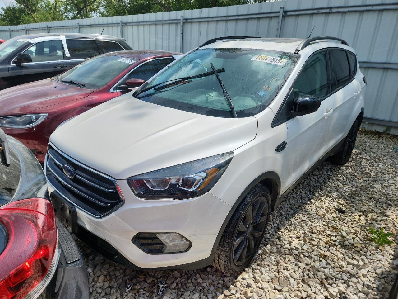 FORD ESCAPE SE