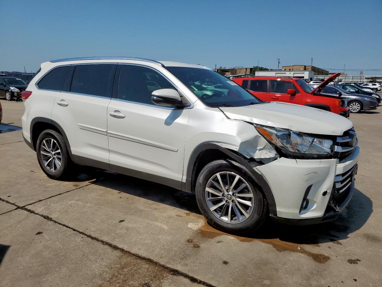 TOYOTA HIGHLANDER SE