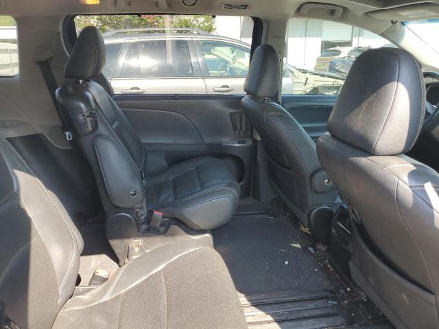 2017 TOYOTA SIENNA SE 5TDXZ3DC6HS783909