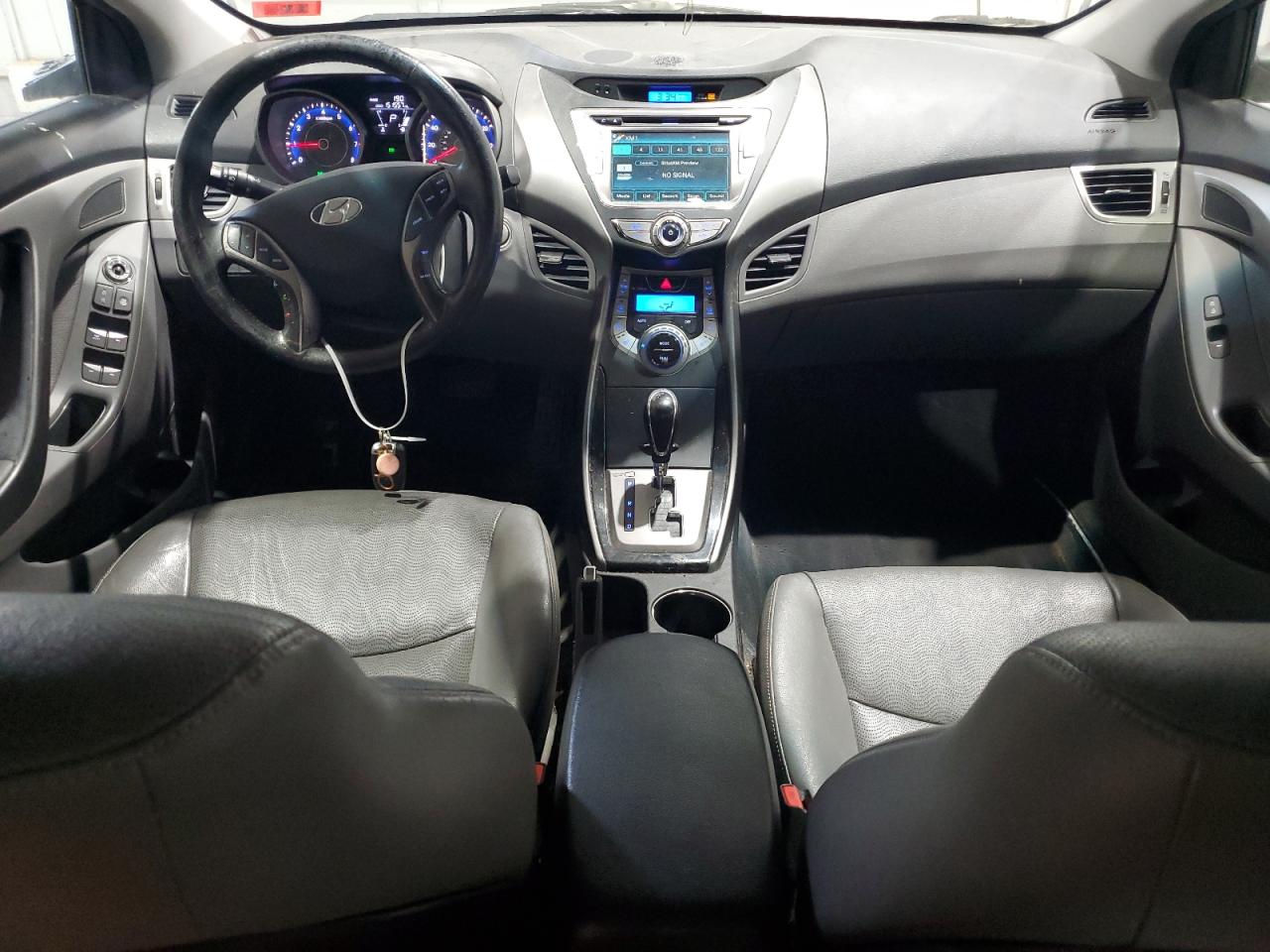 HYUNDAI ELANTRA GLS