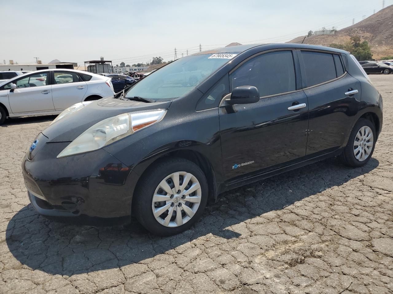 NISSAN LEAF S