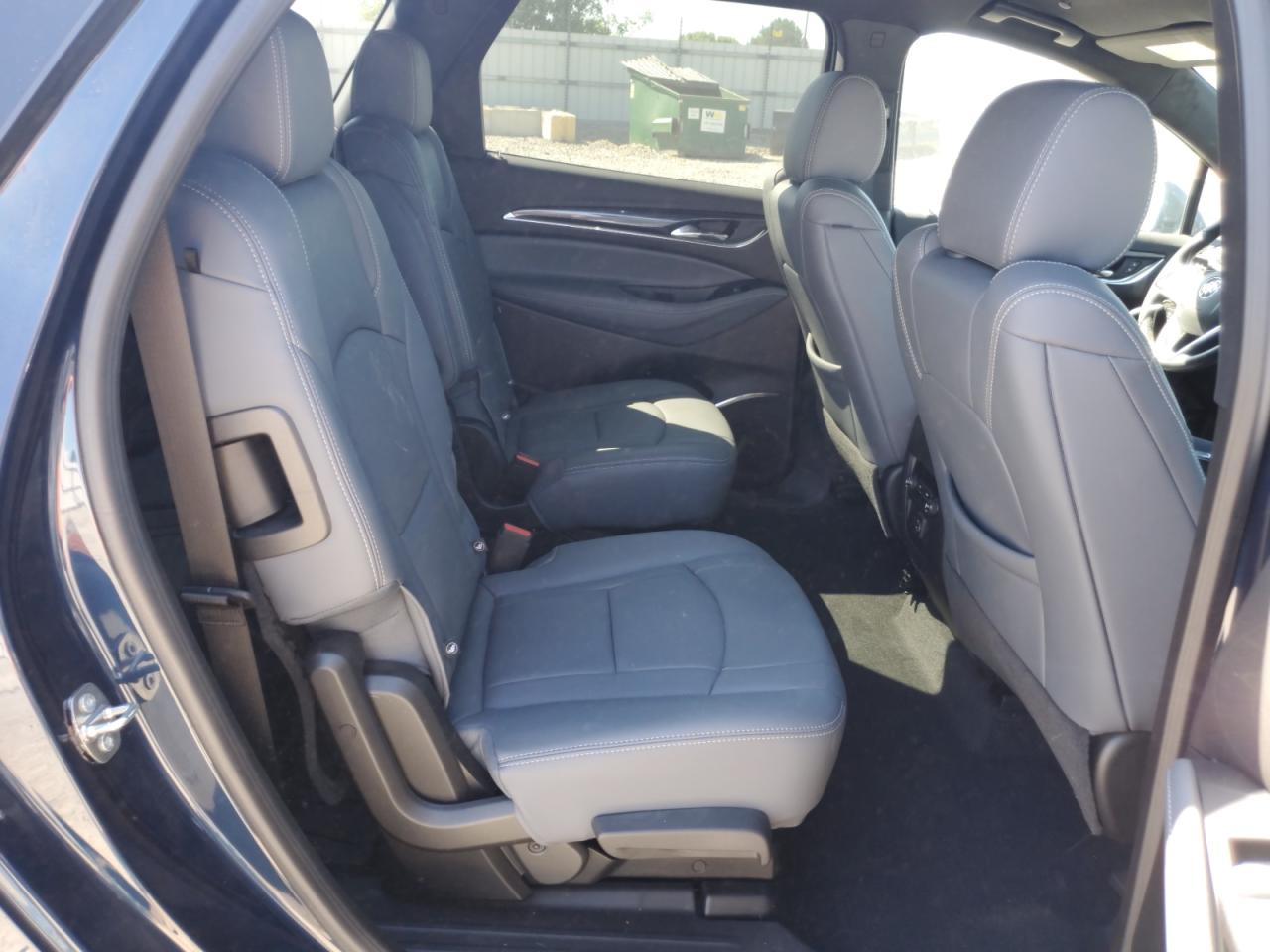 BUICK ENCLAVE ESSENCE