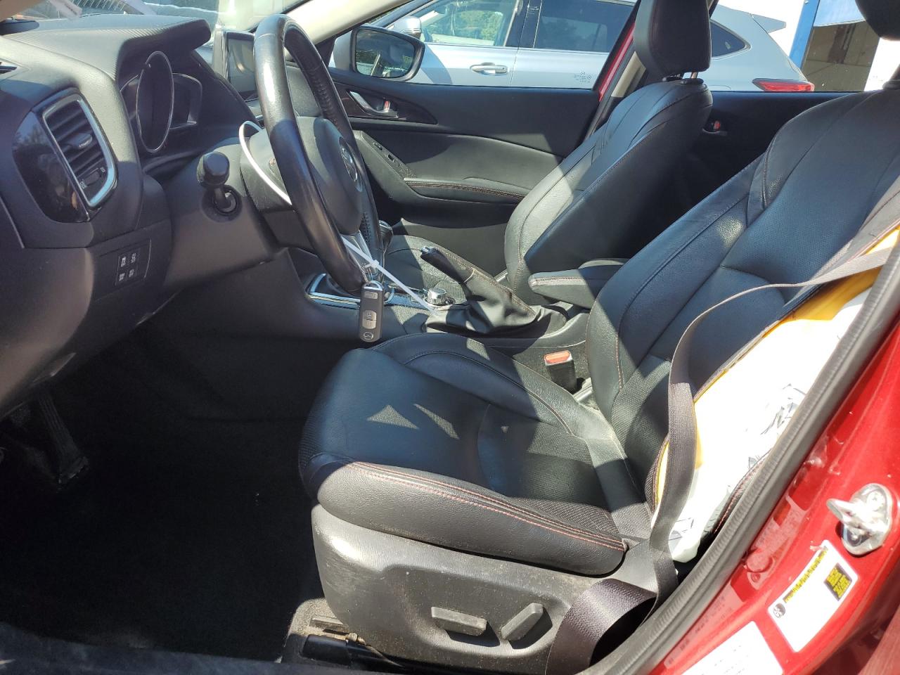 MAZDA 3 GRAND TOURING