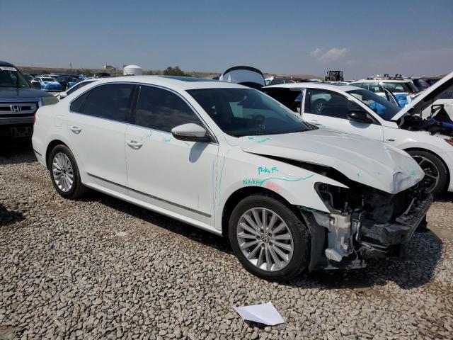 2016 VOLKSWAGEN PASSAT SE 1VWBS7A33GC066844