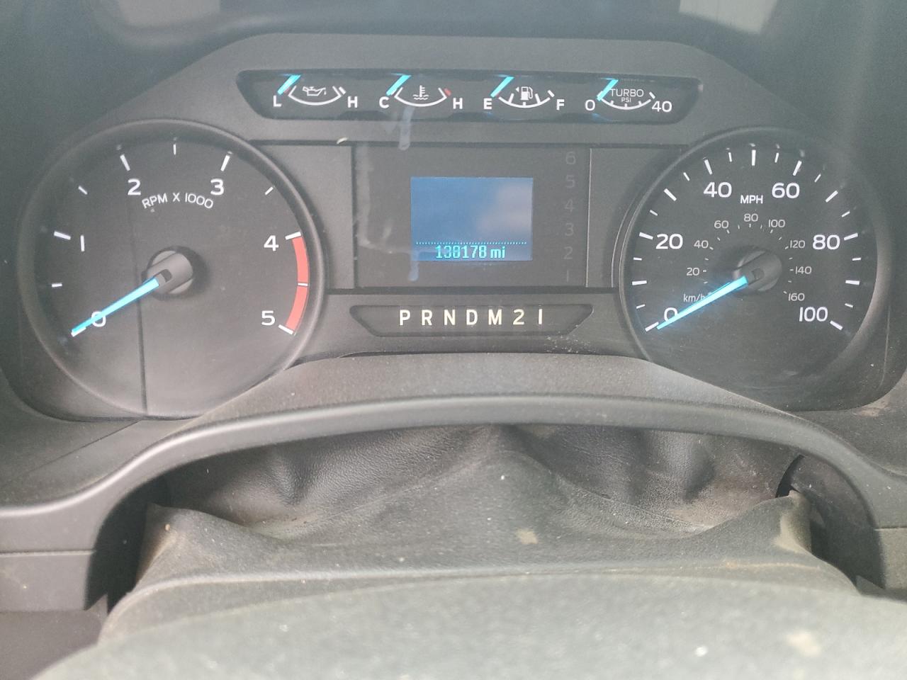 FORD F-550 SUPER DUTY