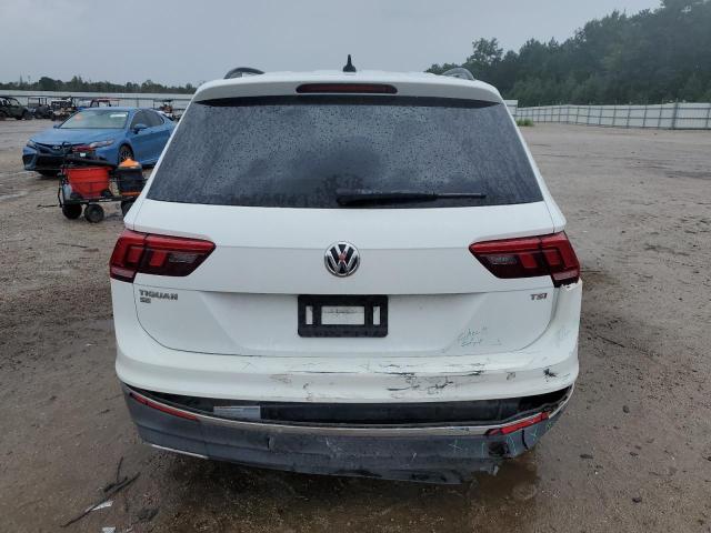 2018 VOLKSWAGEN TIGUAN SE 3VV3B7AXXJM209550