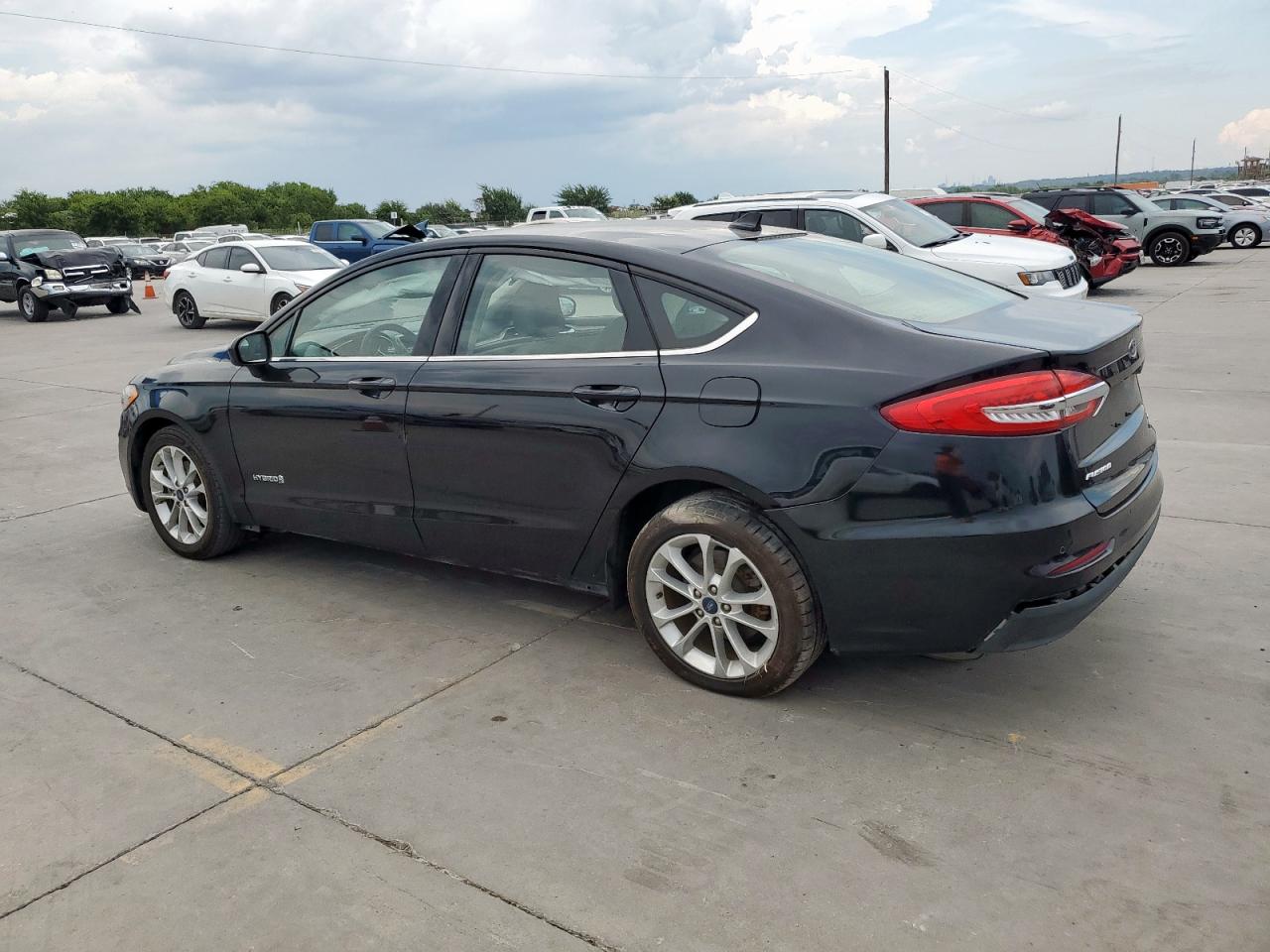 FORD FUSION SE
