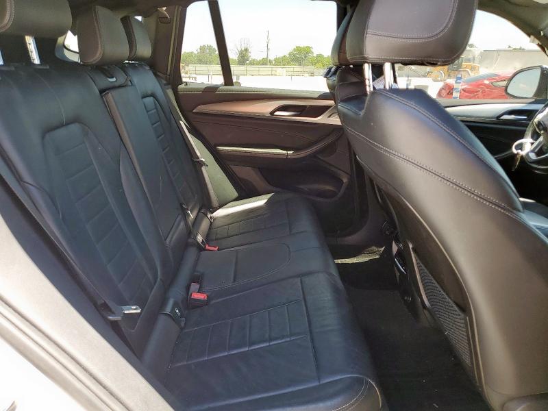 2018 BMW X3 XDRIVE3 5UXTR9C51JLD59681