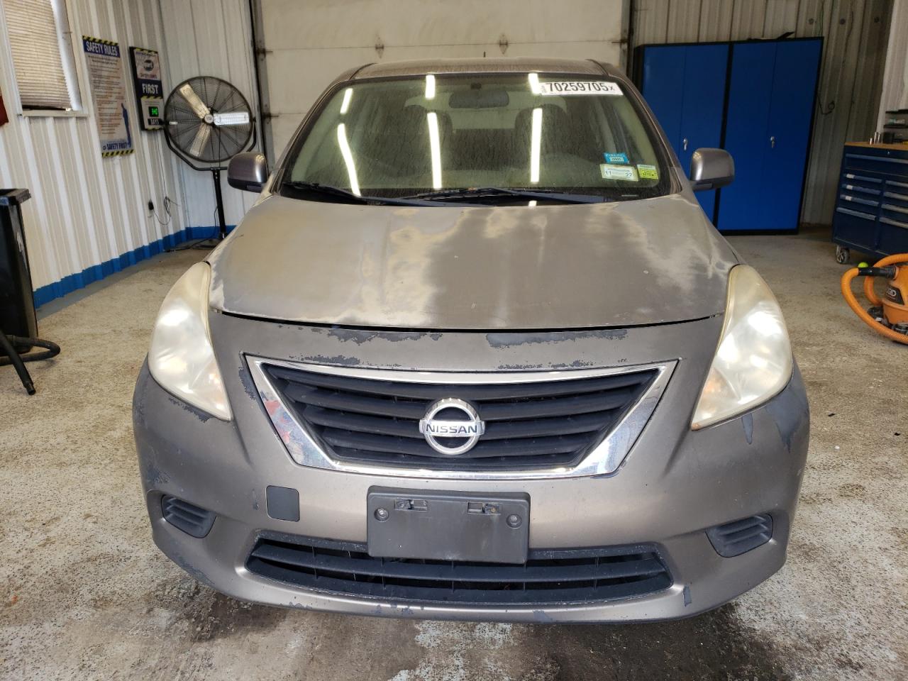 NISSAN VERSA S