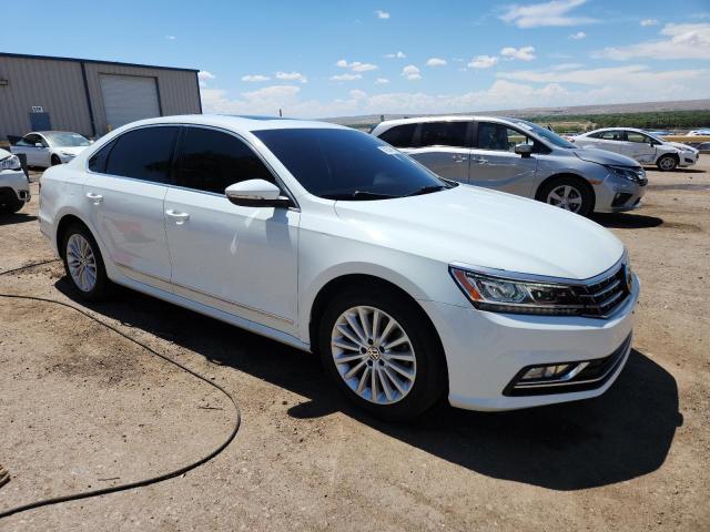 2017 VOLKSWAGEN PASSAT SE 1VWBT7A33HC077387
