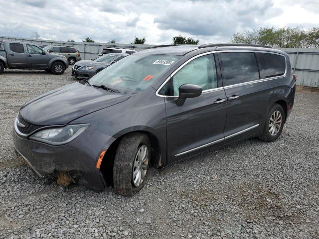 Global Auto Auctions: 2017 CHRYSLER PACIFICA T
