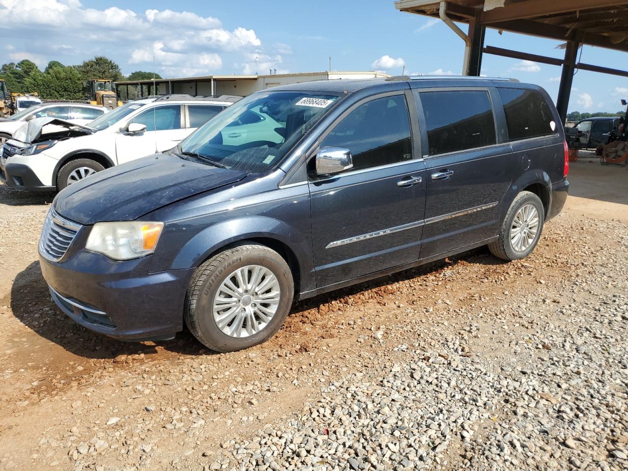 CHRYSLER TOWN & COUNTRY LIMITED