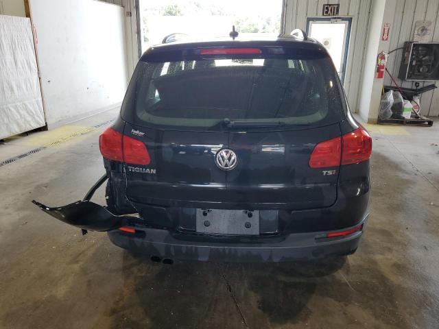 2017 VOLKSWAGEN TIGUAN S WVGAV7AX7HK017223