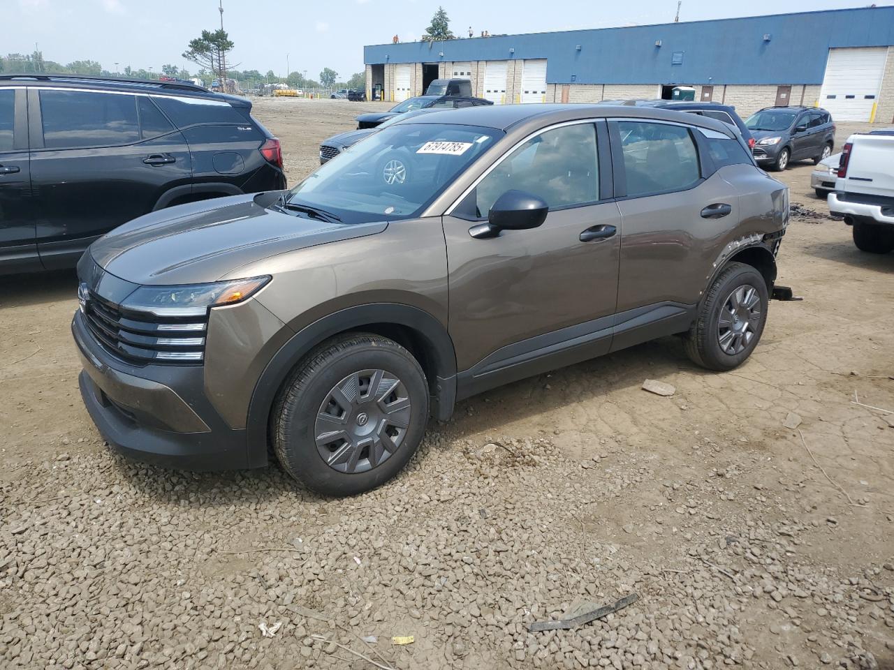 NISSAN KICKS S