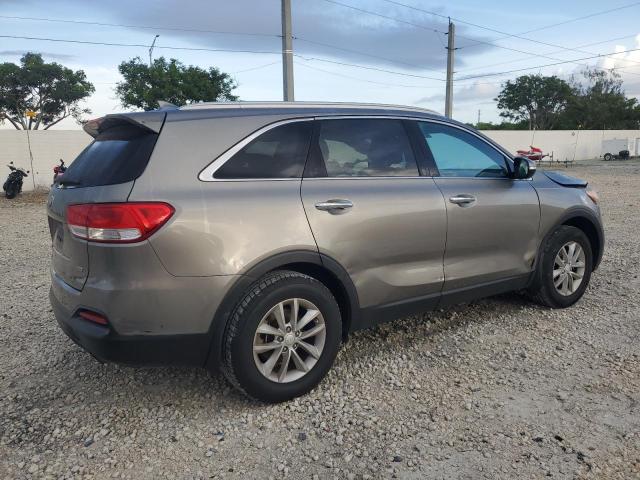 2017 KIA SORENTO LX 5XYPG4A30HG219007