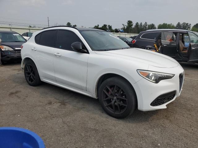 2021 ALFA ROMEO STELVIO TI ZASPAKBN7M7D05886