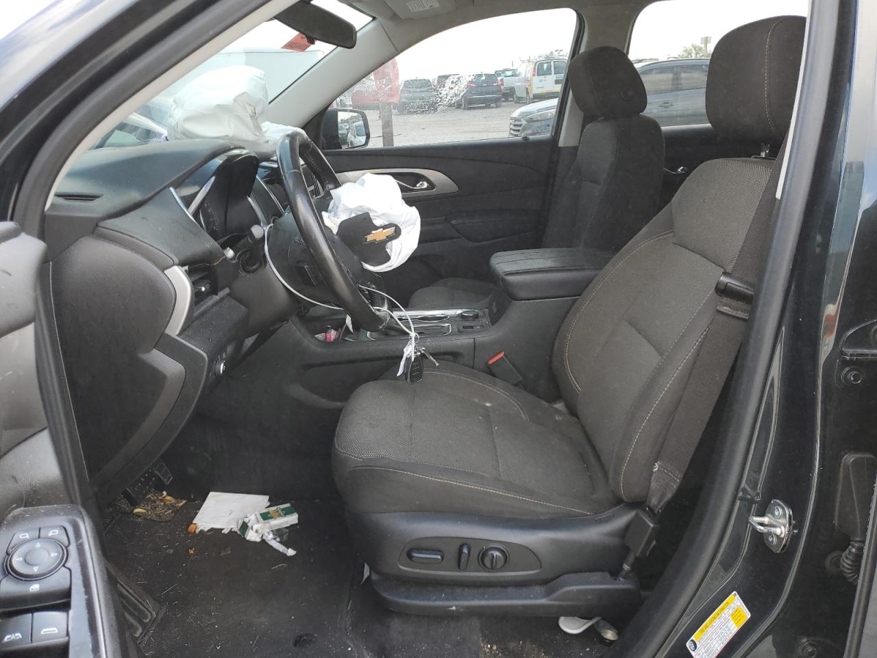 CHEVROLET TRAVERSE LT