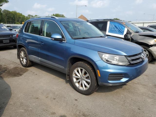 2017 VOLKSWAGEN TIGUAN WOL WVGSV7AX7HK003407